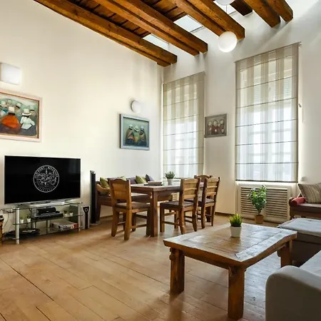 Old Port Lux Riverview Duplex In Center شقة بلغراد